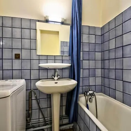 Eugenie Apartment